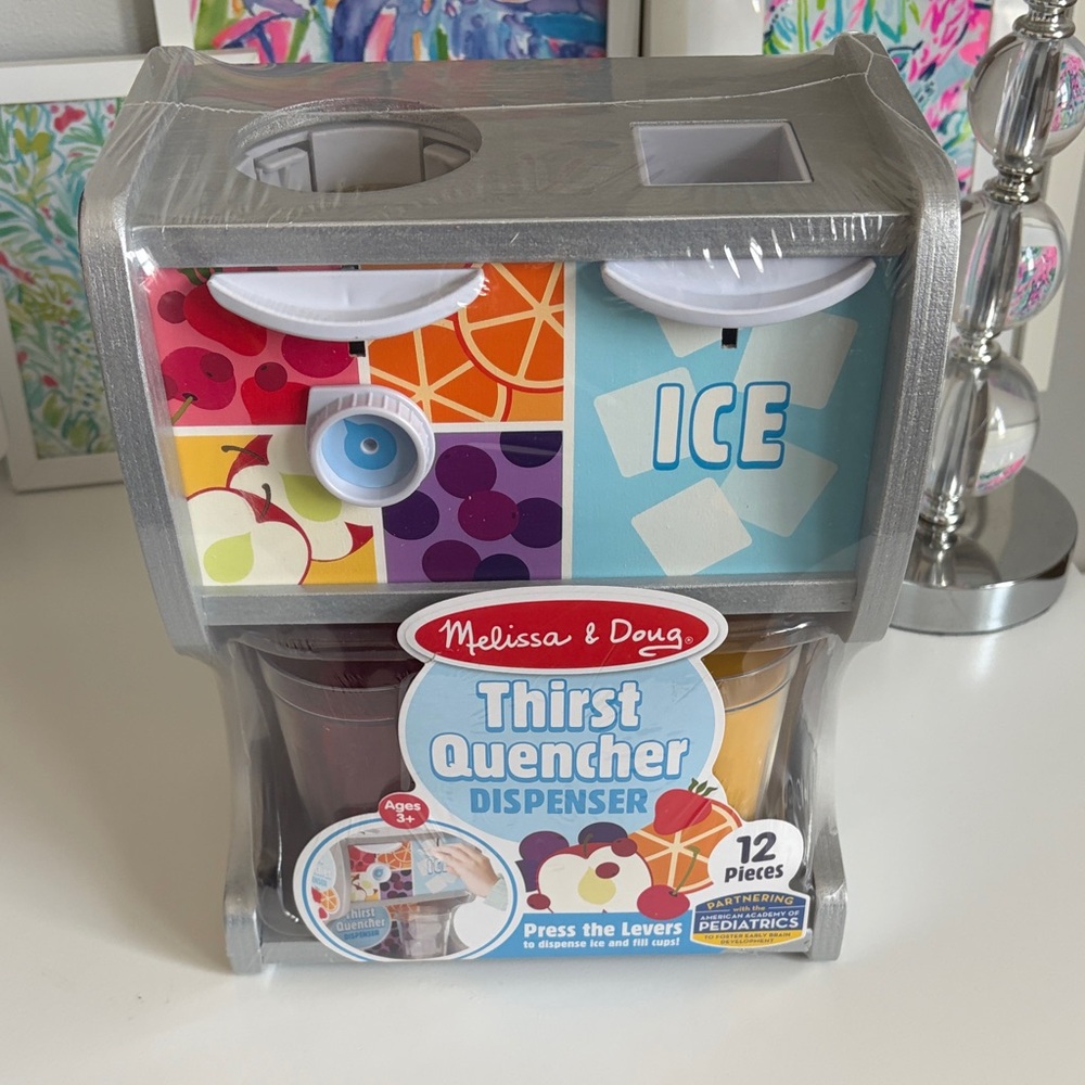 NWT Melissa & Doug Wooden Thirst Quencher Drink Dispenser - Picture 2 of 6